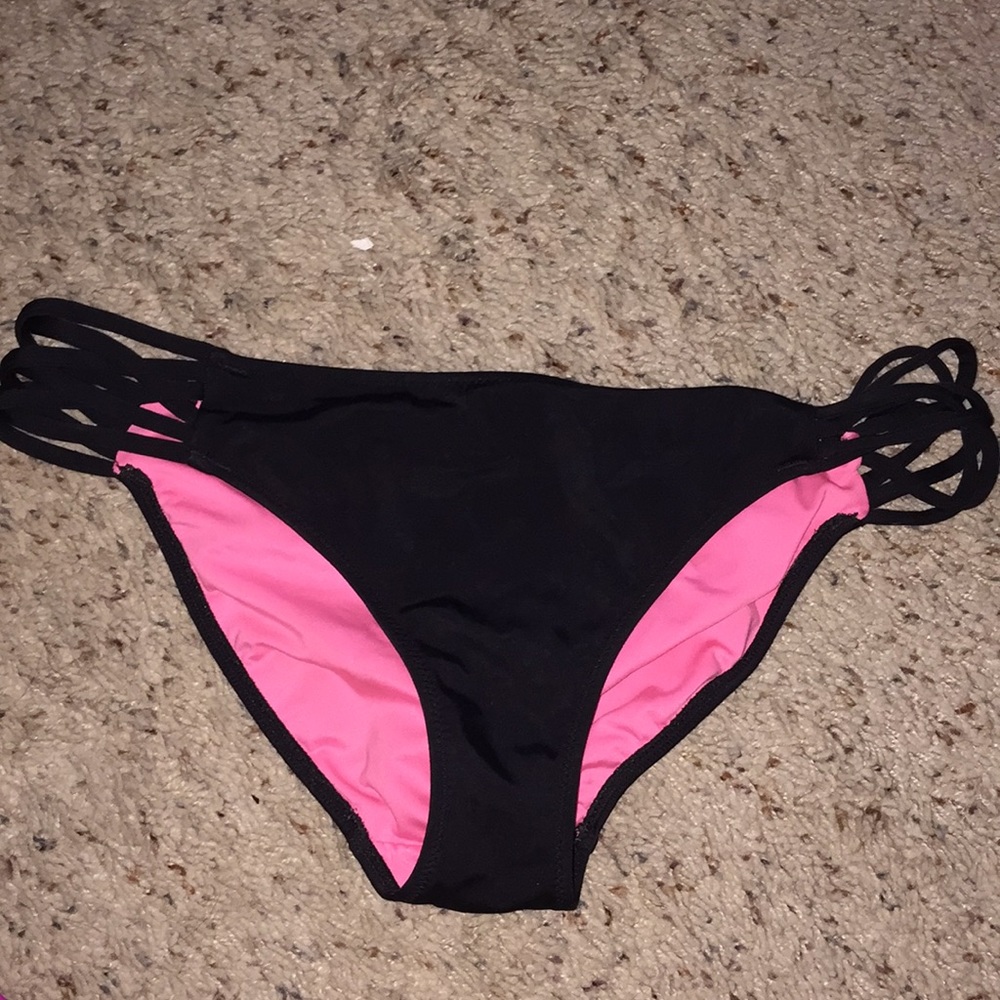 Bikini bottoms